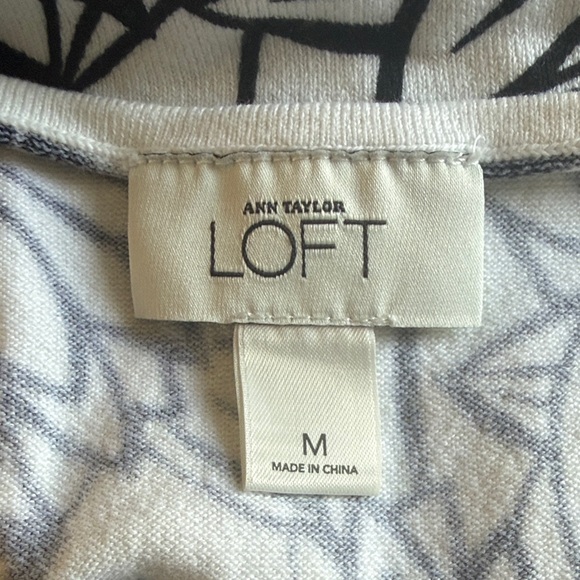 LOFT Black and White Floral Camisole - Picture 2 of 3